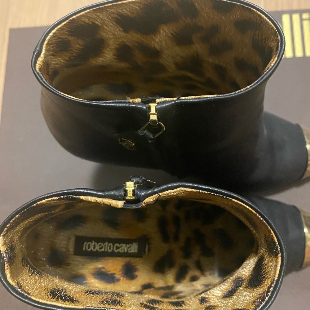 Roberto Cavalli black leather ankle boots silver size 38 - Picture 5 of 9